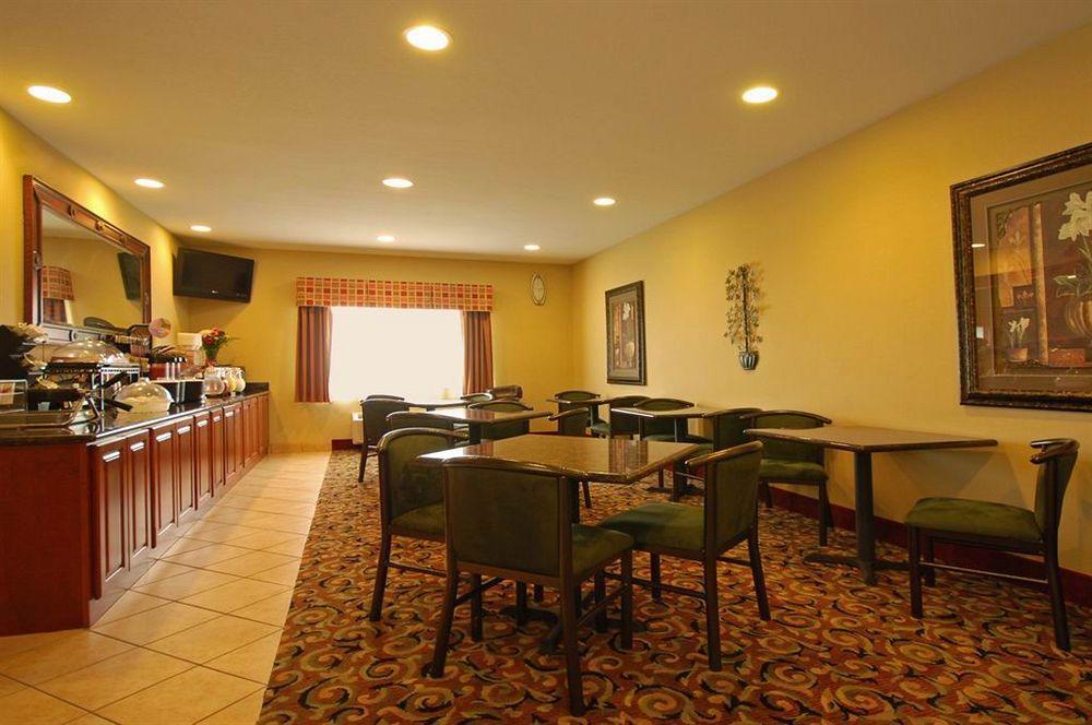 Hotel Super 8 By Wyndham Great Bend Restaurante foto