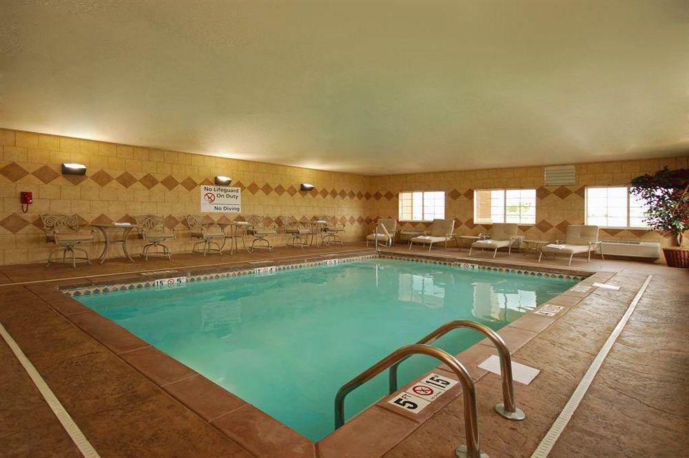 Hotel Super 8 By Wyndham Great Bend Facilidades foto